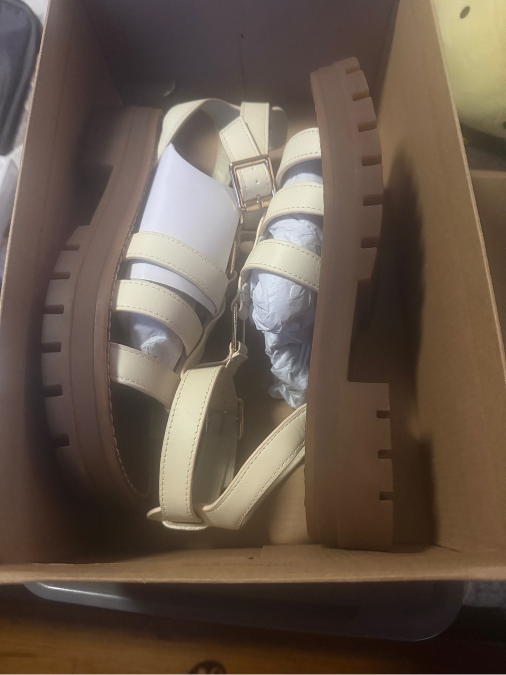 Belts - Picture 7 of 8